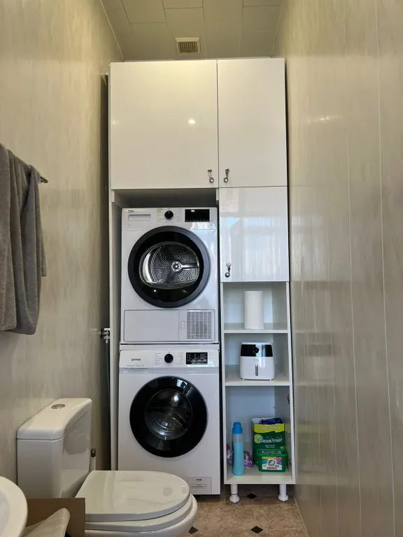 Атмосферная квартира в дореволюционном доме в центре