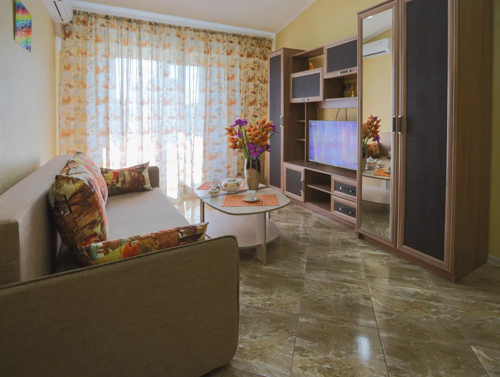 Квартира Уютная квартира, новострой с красивым видом (11 этаж) — Симферополь