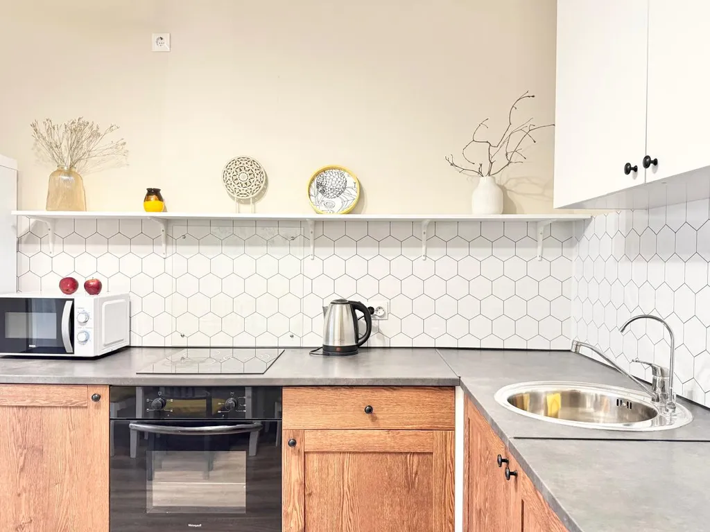 Светлая квартира с балконом