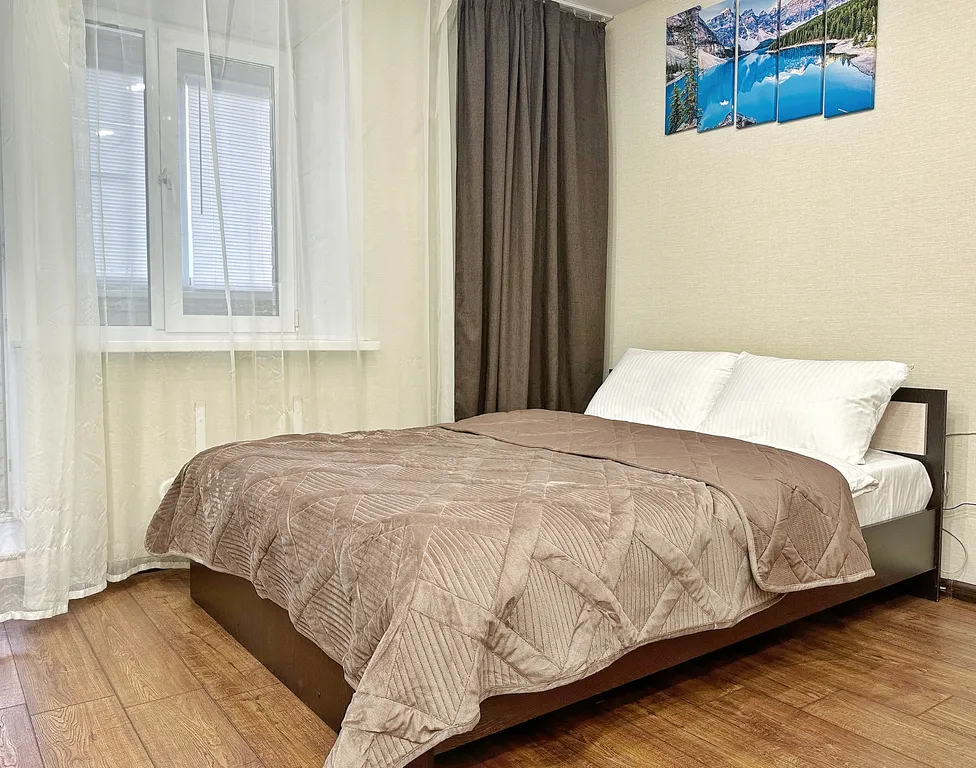 Просторная квартира студия на Зональном