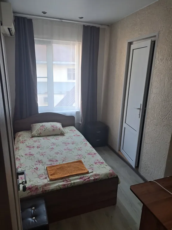 Квартира Квартира Одноместный улучшенный номер в цгнтре курортного городка Сочи — Сочи