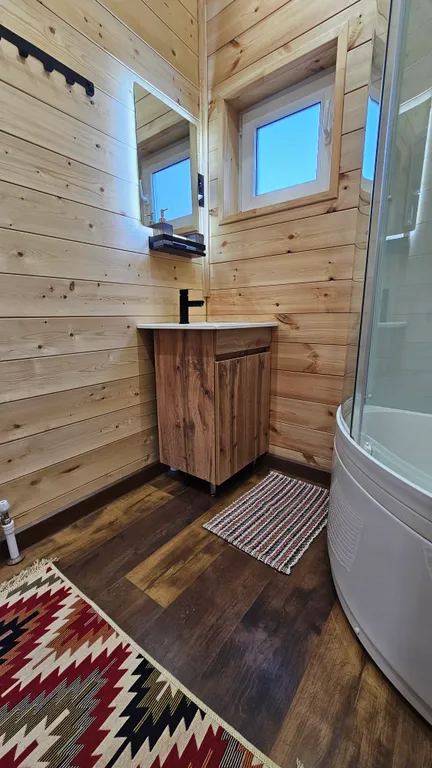 Дом с двумя спальнями и тёплым бассейном