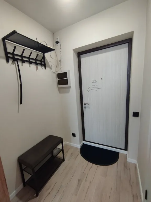 Студия с философским видом на жизнь