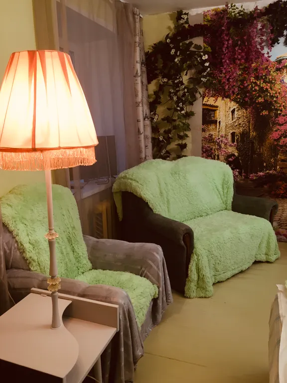 Старый дворик, где уютно и тепло