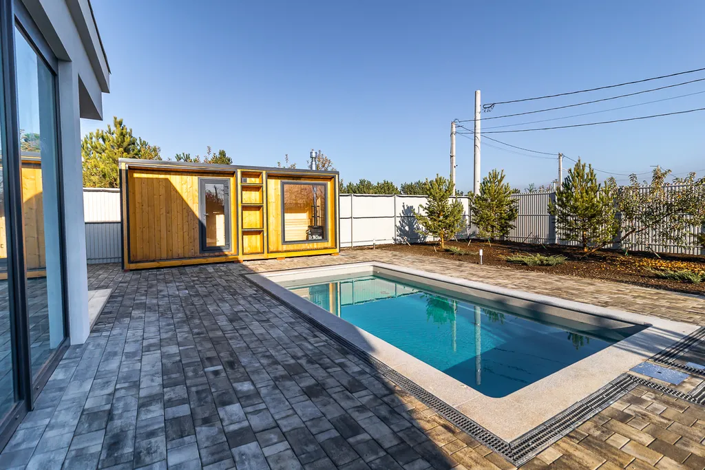 Клёвый дом с бассейном и баней