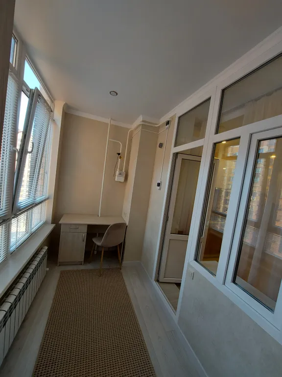 Двухкомнатная квартира на фонтане