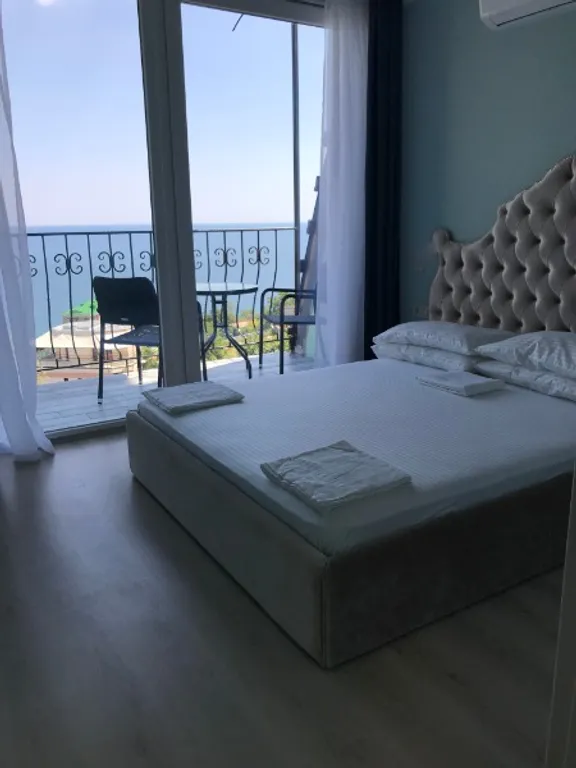 Коттедж Апартаменты с видом на море — аренда посуточно в Гурзуф