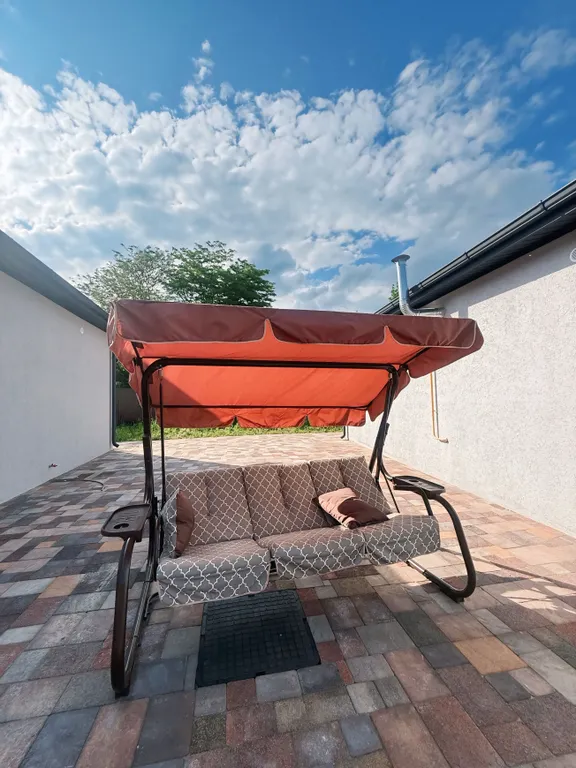 Апартаменты у старого озера, дом с парковкой