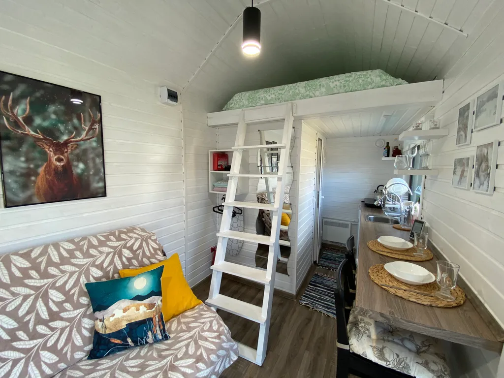 Shuya Tiny House