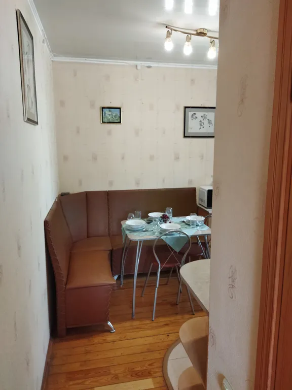 Просторная двухэтажная квартира на площади Возрождения