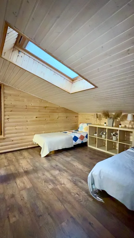 Двухуровневая мансарда с видом на Замок