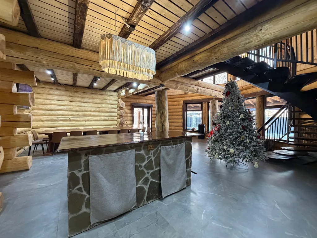 6-комнатный Дом