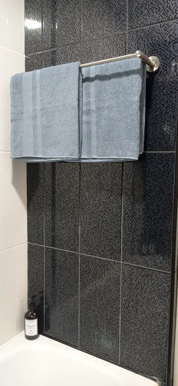 Шикарная двушка с панорамным балконом!