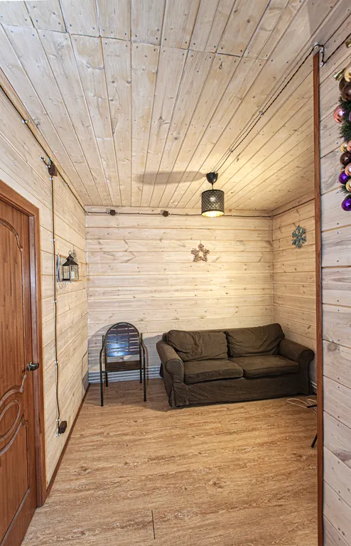 Коттедж Большой дом с террасой, баней на дровах и чаном в лесу на берегу реки — Старово