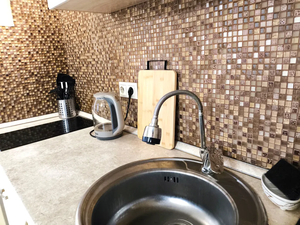 Двухкомнатная квартира с большой кухней