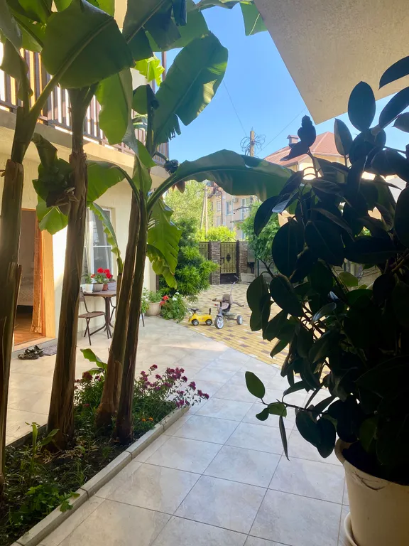 Квартира Двухместный номер в гостевом доме с бассейном — Лазаревское