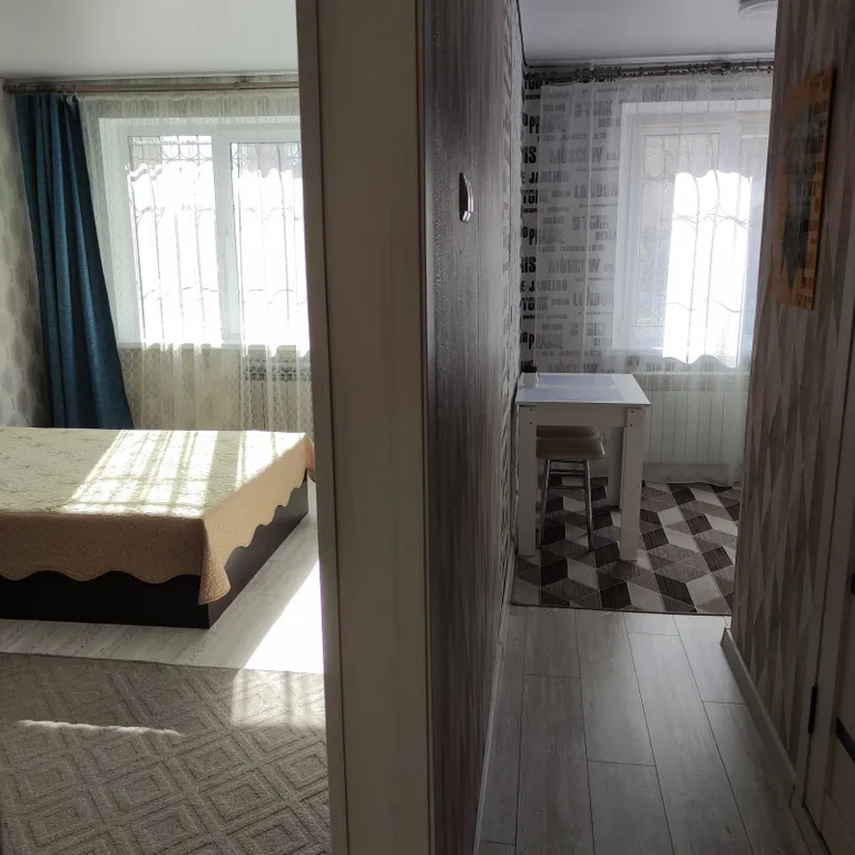 Квартира в центре Нефтяников