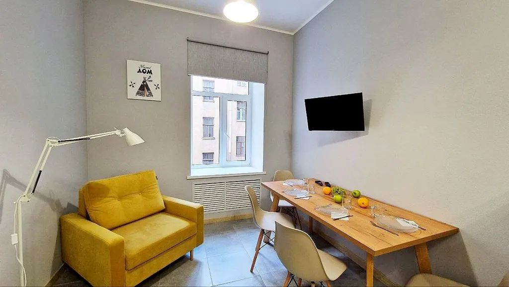 Уютная двушка у ТРЦ Галерея