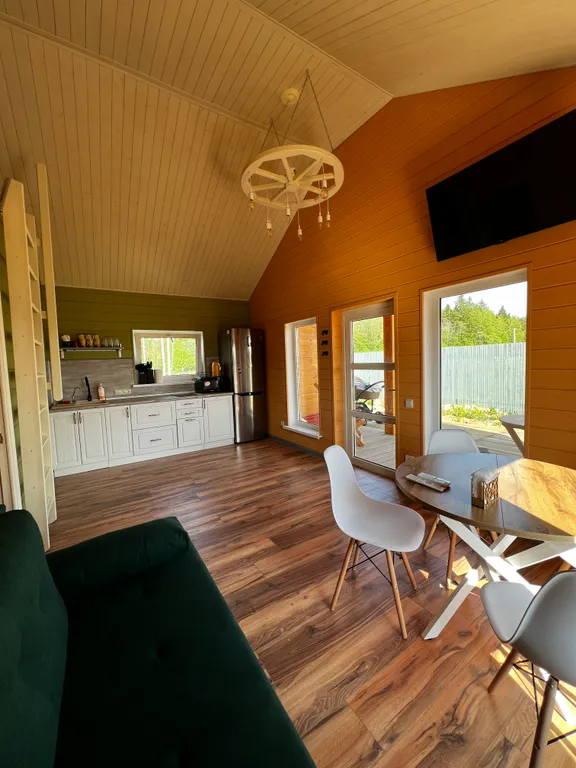 Коттедж Дом у озера Донцо — Волосово