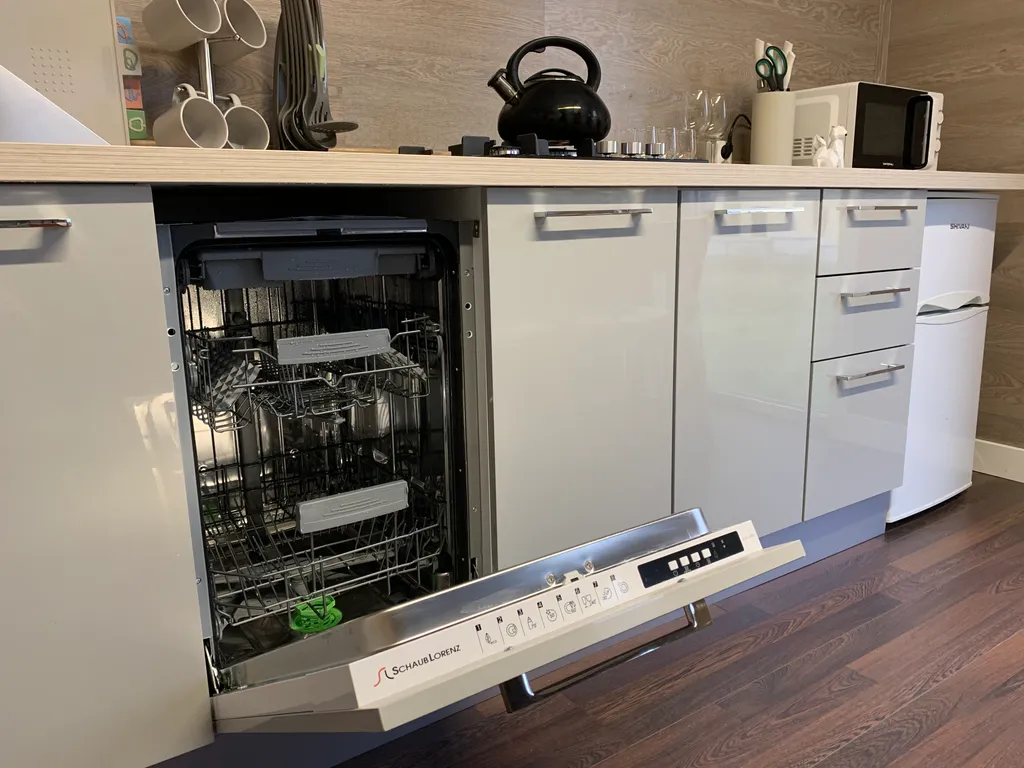 Коттедж Дом с террасой, камином, финской сауной на краю деревни с видом вдаль — Степаново