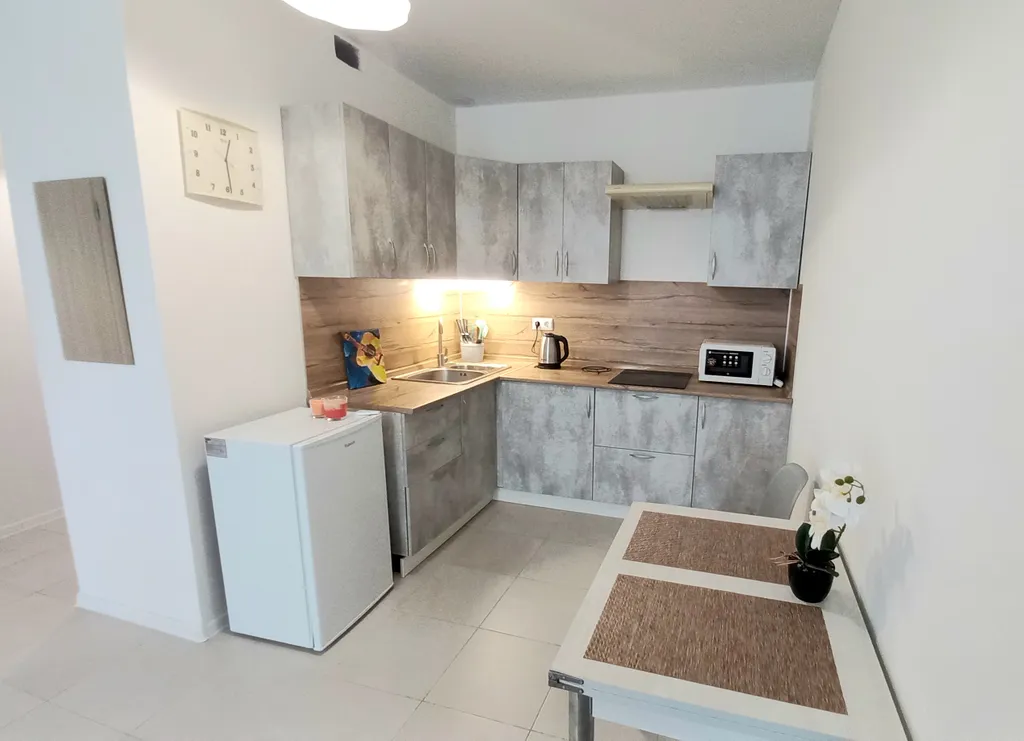 Новая, просторная квартира