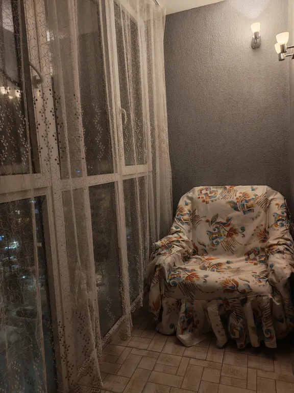 Квартира с кухней-гостиной рядом с озером Разлив