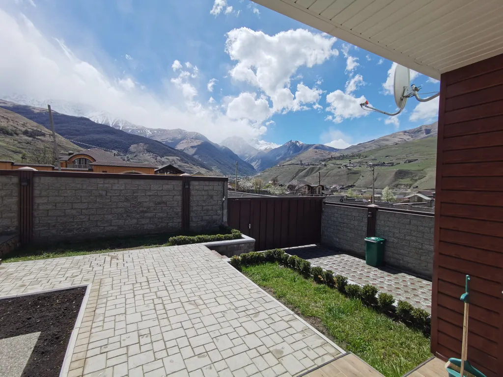 Дом в поселке Верхний Фиагдон