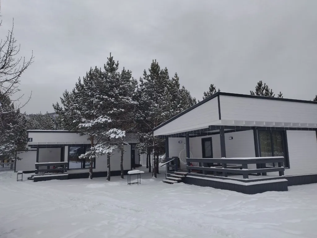 Уютный новый домик с видом на горы