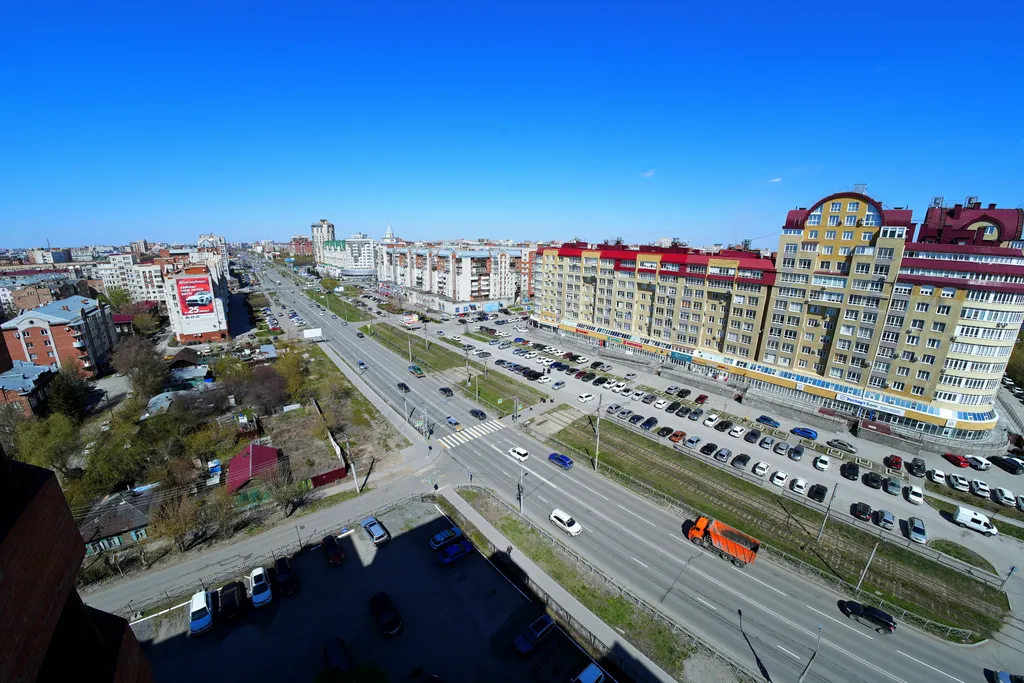 Панорамные апартаменты с видом на Иртыш