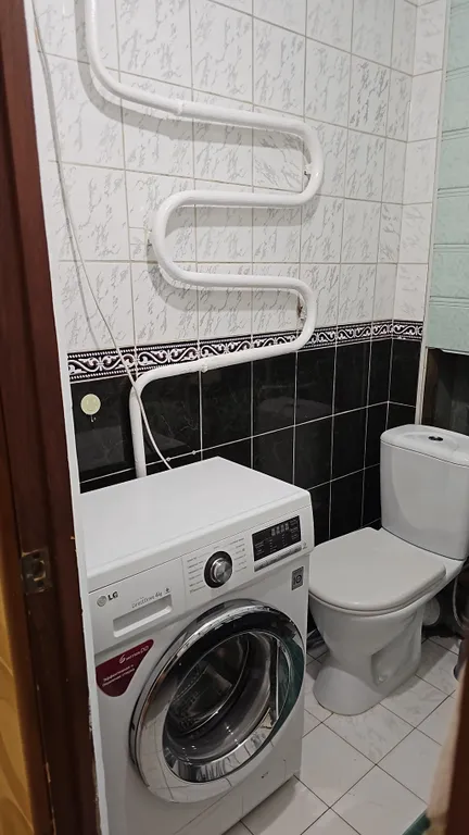 Квартира рядом с городскими прудами, Платинум ареной