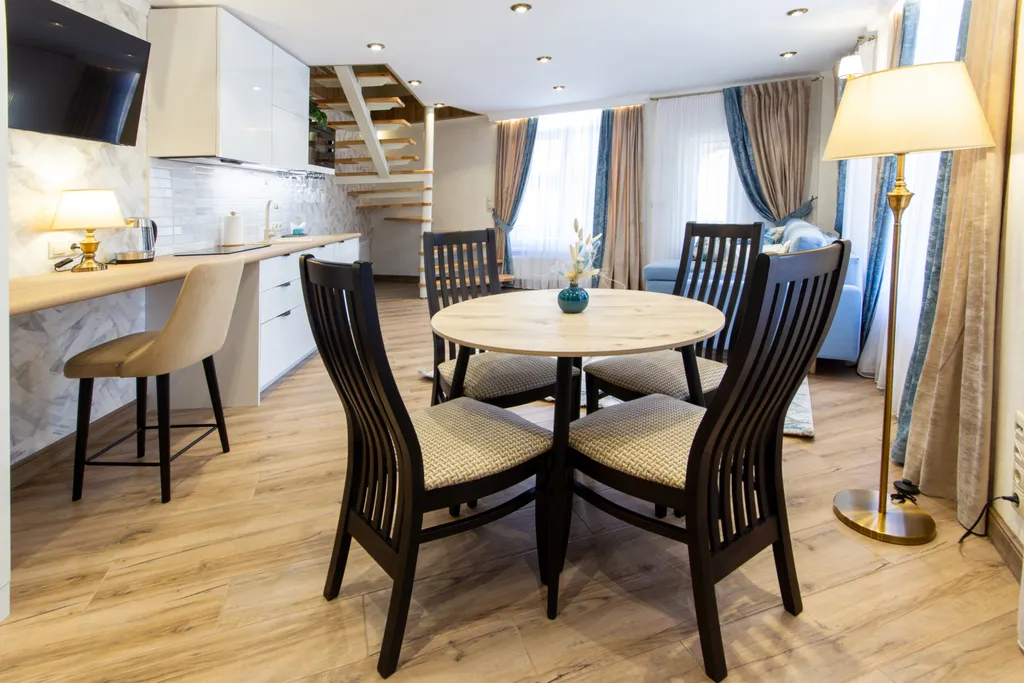 Двухуровневый апартамент