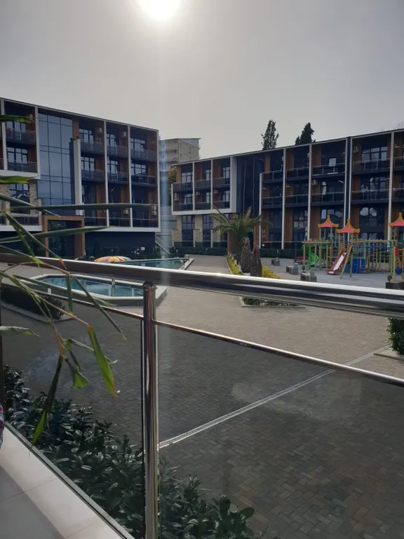 Апартаменты рядом с морем и 2 бассейнами, закрытая территория