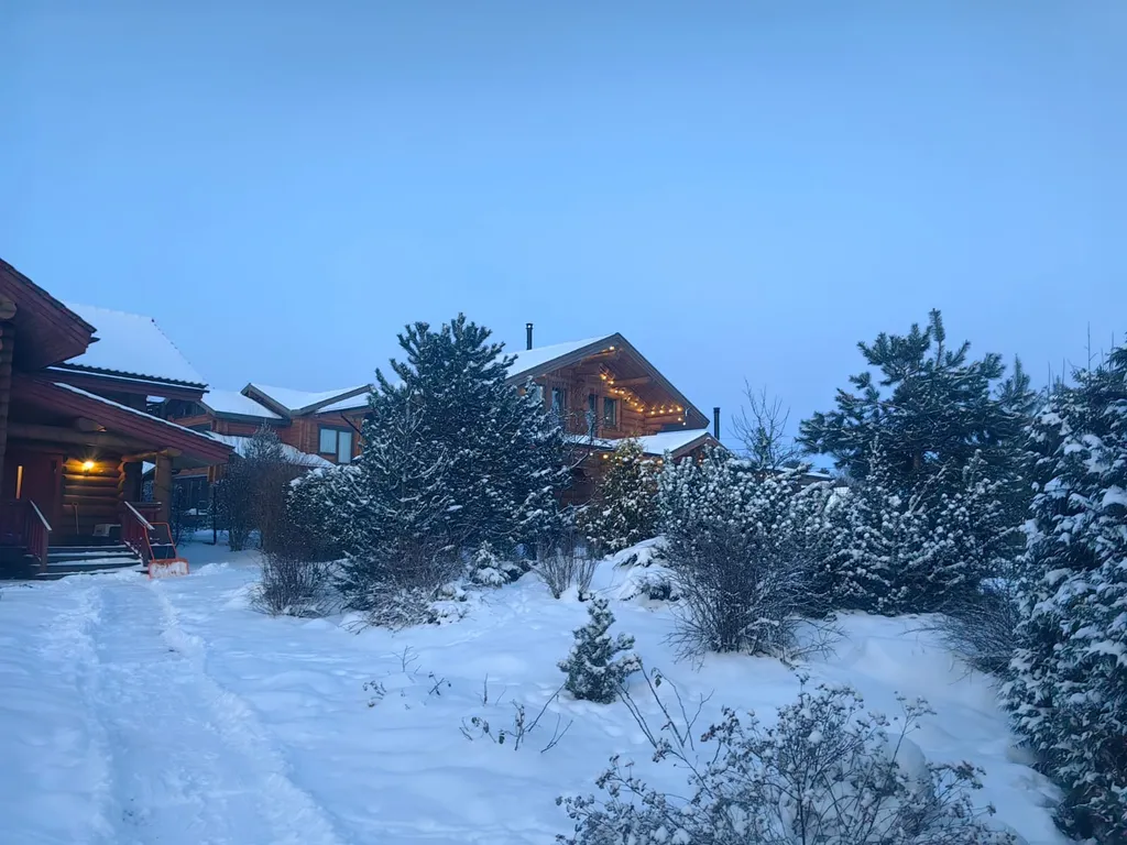 Шале и баня на 1 линии озера Красное, 2 километра от Финского залива, Пески