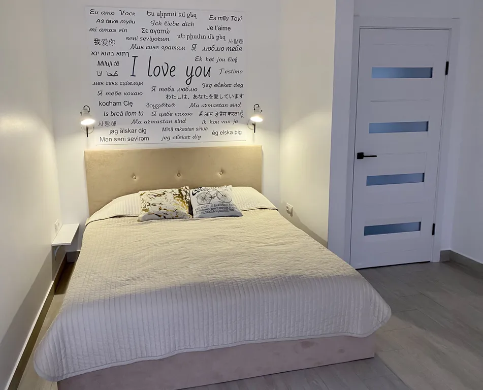 Апартаменты "Адам и Ева" с видом на озеро