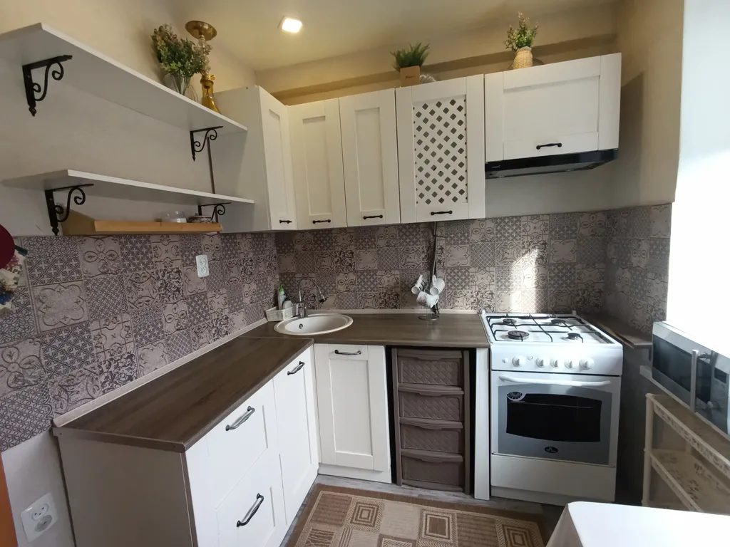 Уютная квартира в удобном районе города- курорта