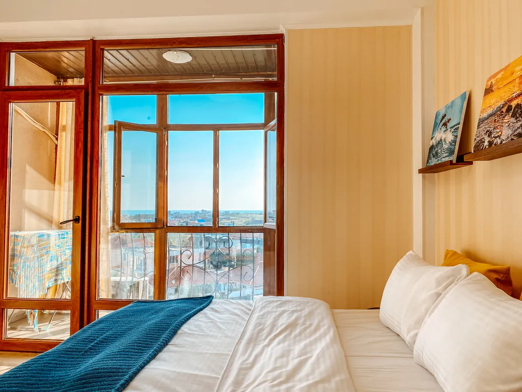 Квартира Квартира Видовая студия у моря с бассейном — Севастополь