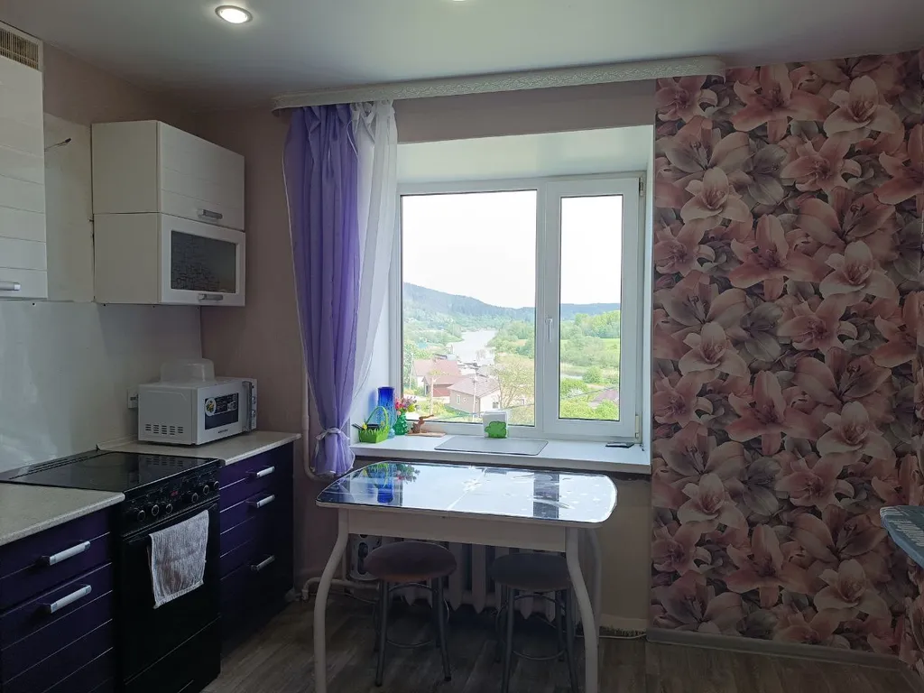 Уютная квартира с видом на гору Паасо