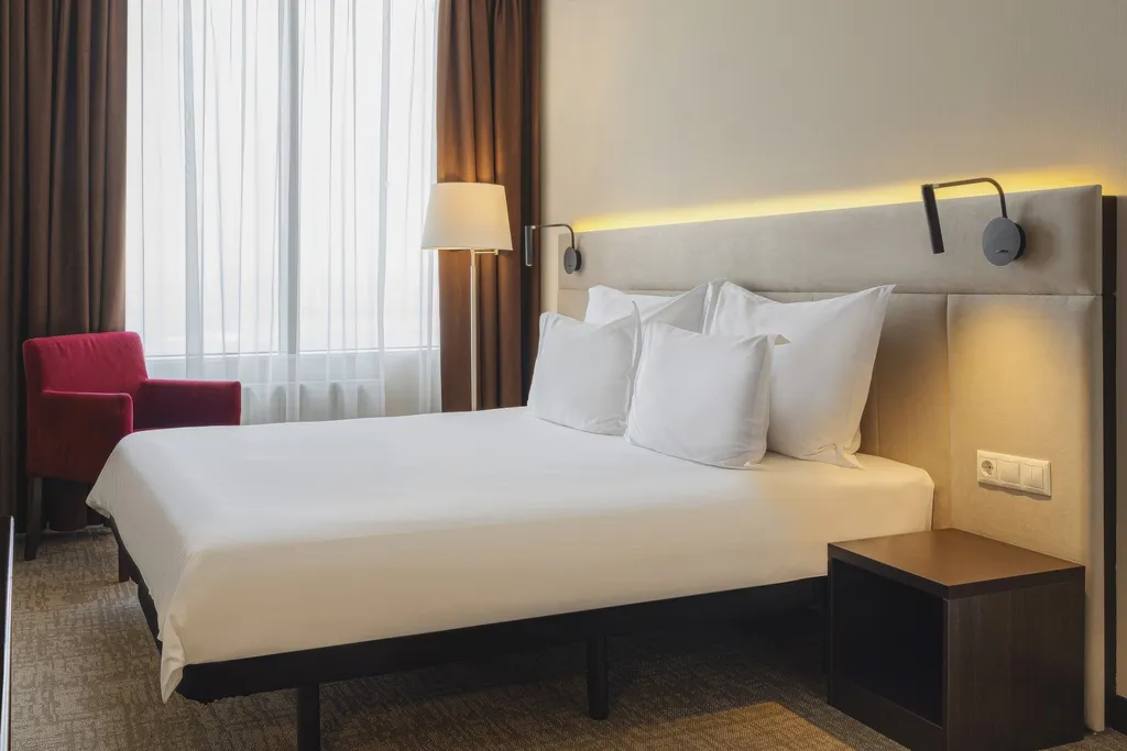 Квартира Бизнес двухместный с одной большой кроватью — аренда посуточно в Новосибирск