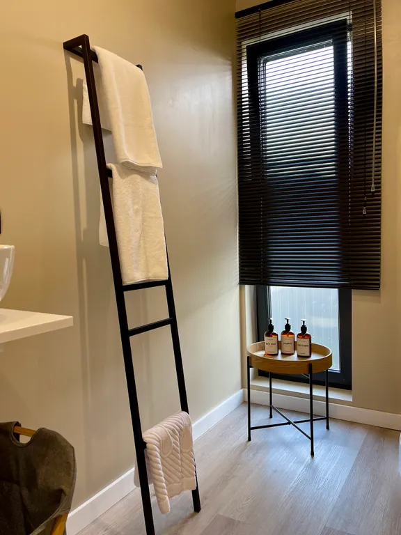 Коттедж Современный дом с баней у водохранилища — Лопотово