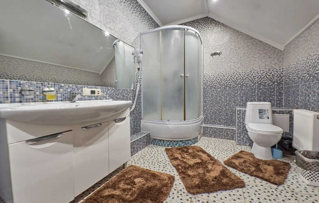 Квартира Апартаменты центр с уютным балконом — Севастополь