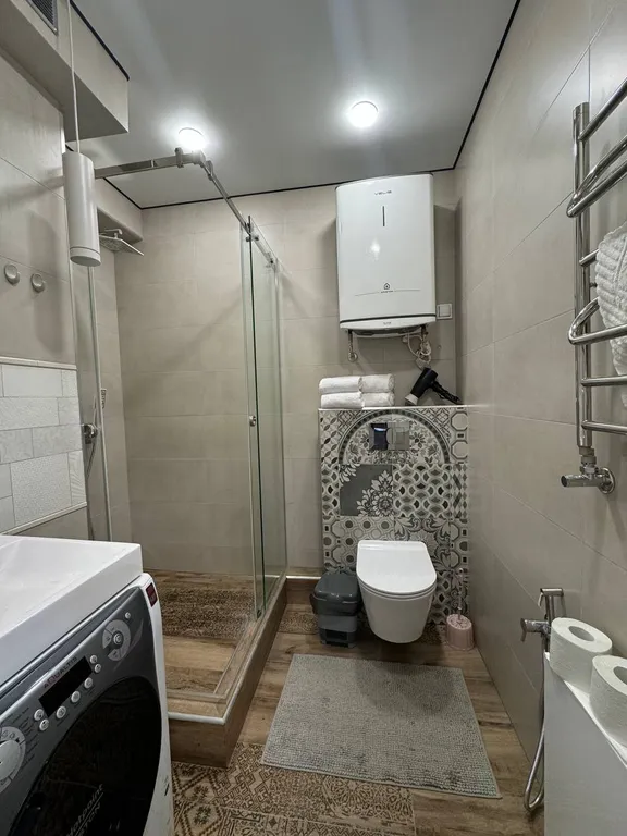 Квартира в доме с бассейном