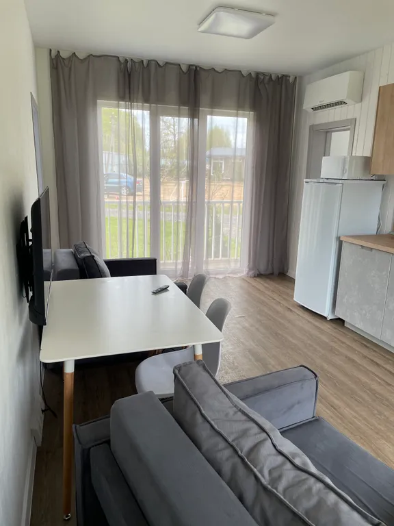 Уютный загородный дом на берегу озера