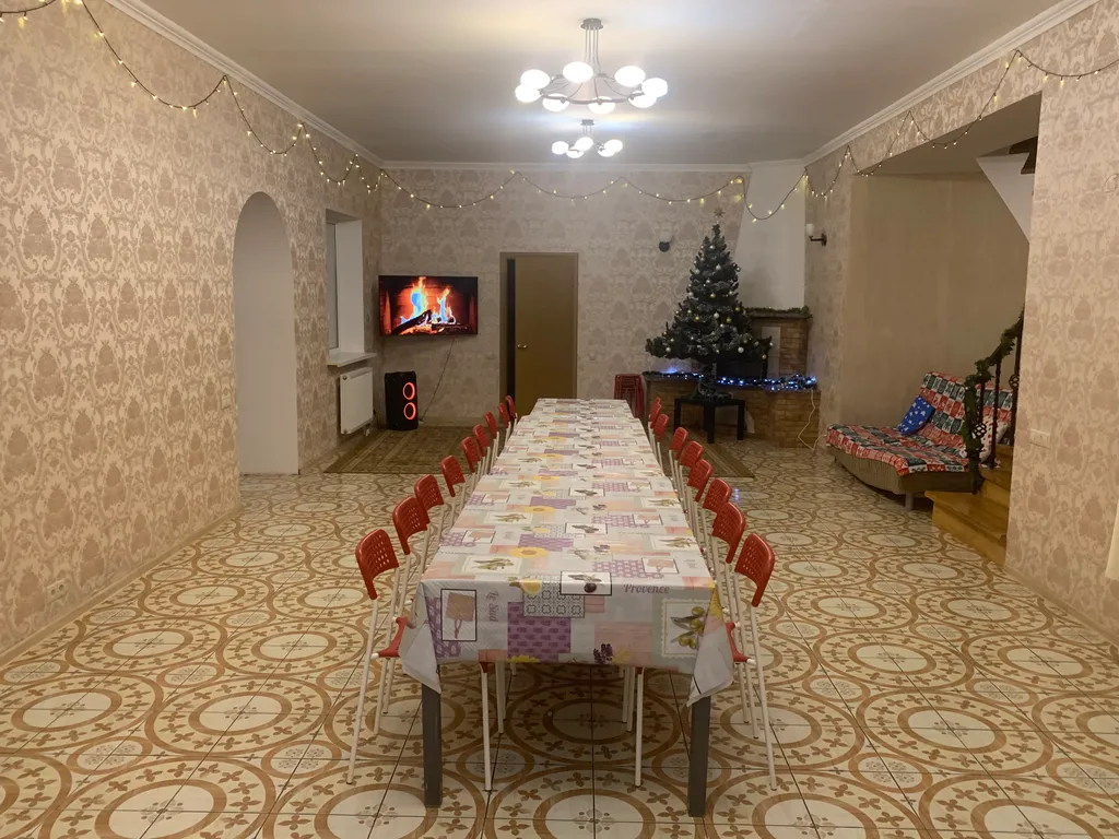 6-комнатный Дом