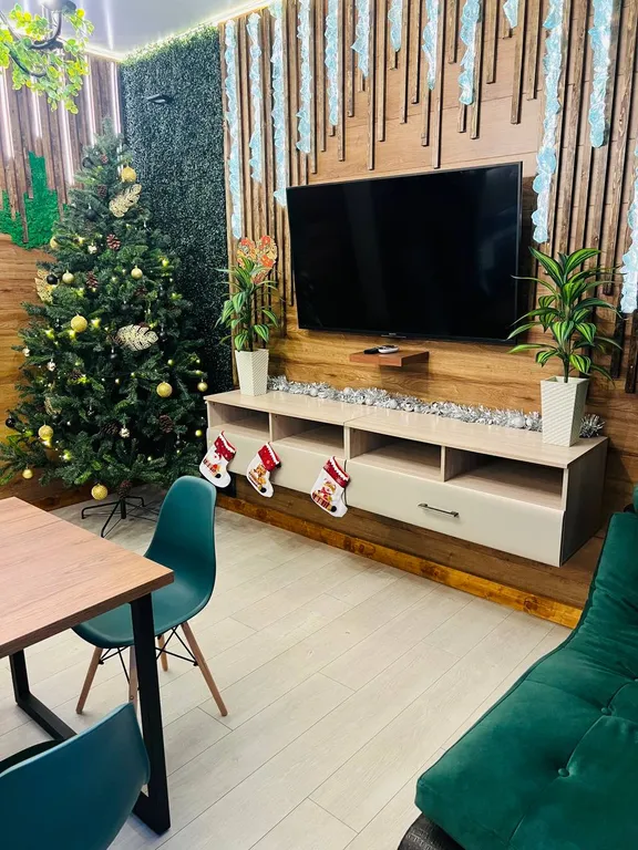 Дом с бассейном