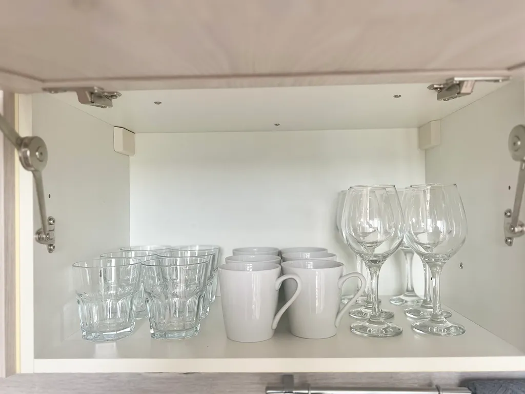 Видовая двухкомнатная квартира в тихом местечке