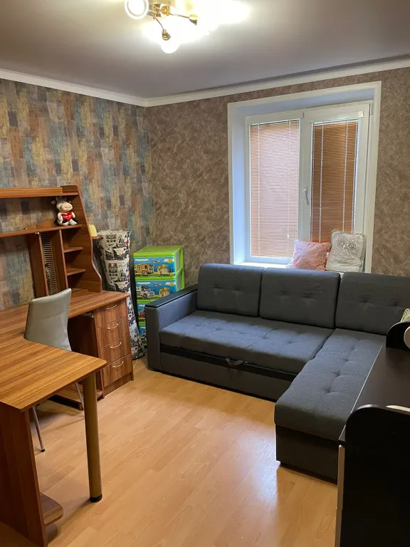 Трёхкомнатная благоустроенная квартира