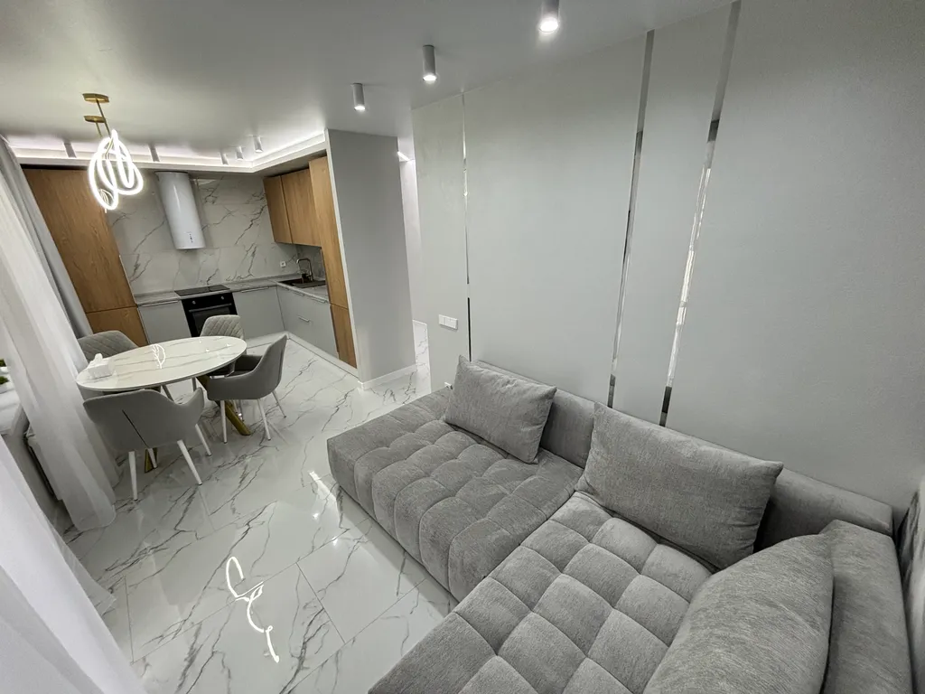 Комфортабельная евро-трехкомнатная квартира