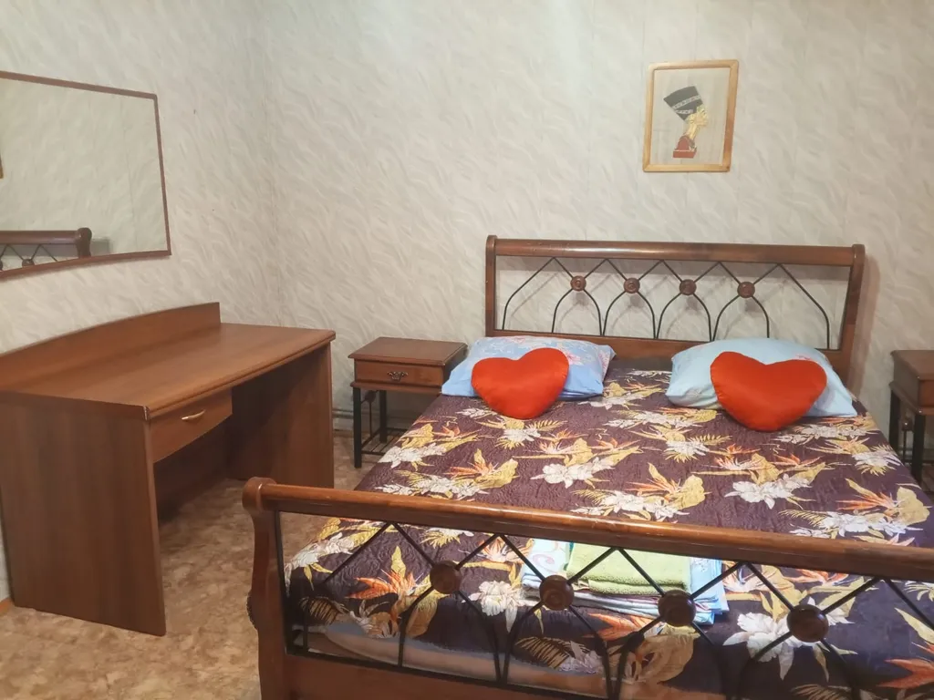 Уютный дом-сруб для компании