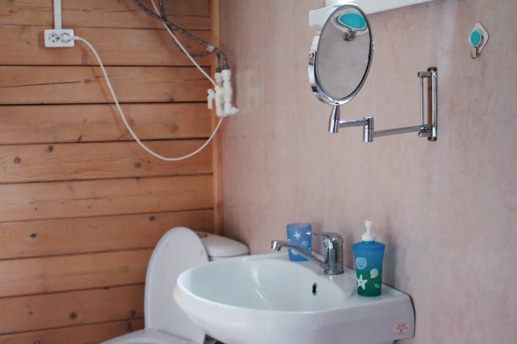 Уютный домик с видом на горы