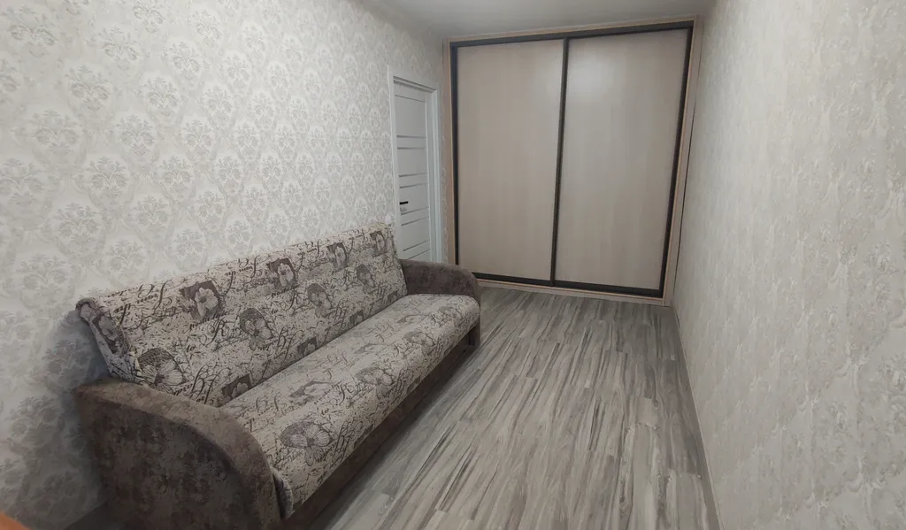 Двухкомнатная квартира у жд вокзала